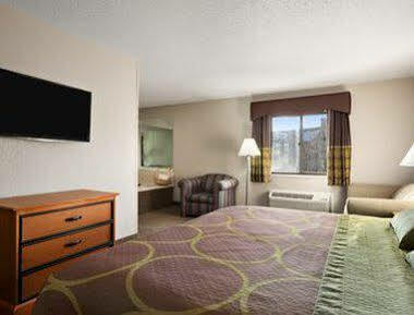 Motel Super 8 By Wyndham Bay I-43 Bus. Park
